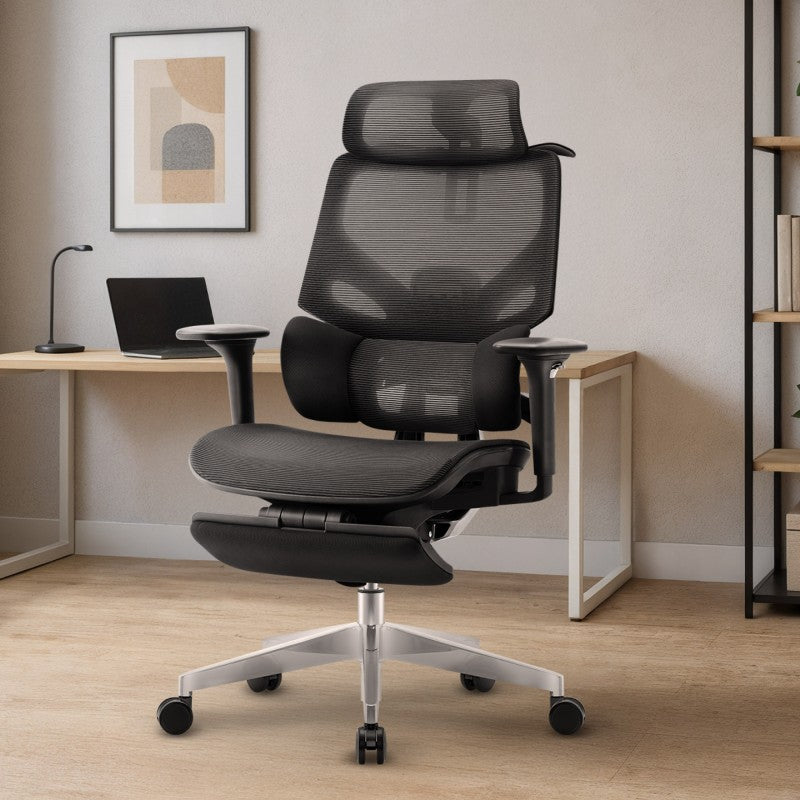 Fotel ergonomiczny z podnóżkiem Mark Adler Expert 8.7 Black Mesh