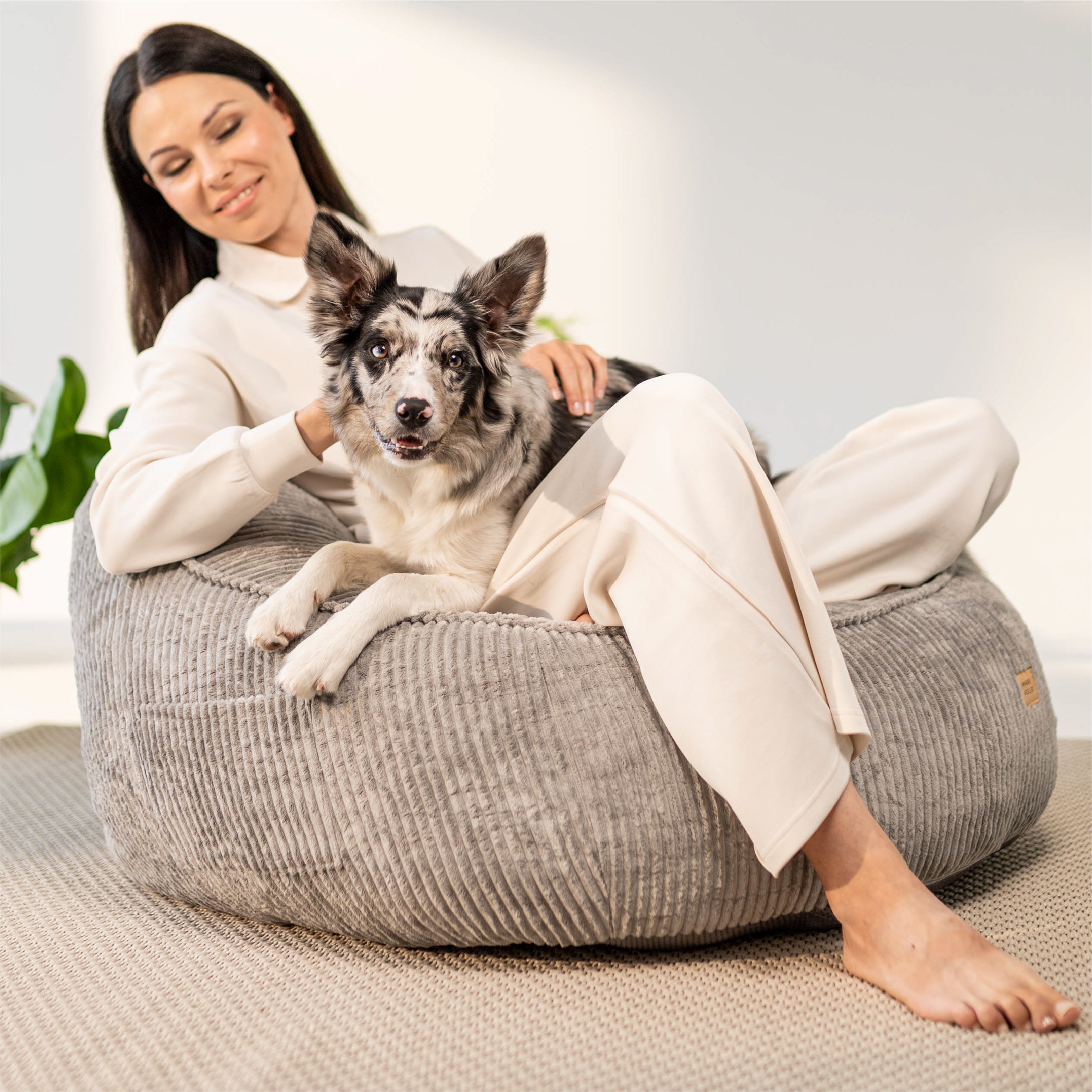 Pouf met rugleuning van corduroy, Mark Adler Comfy 4.0 Grey