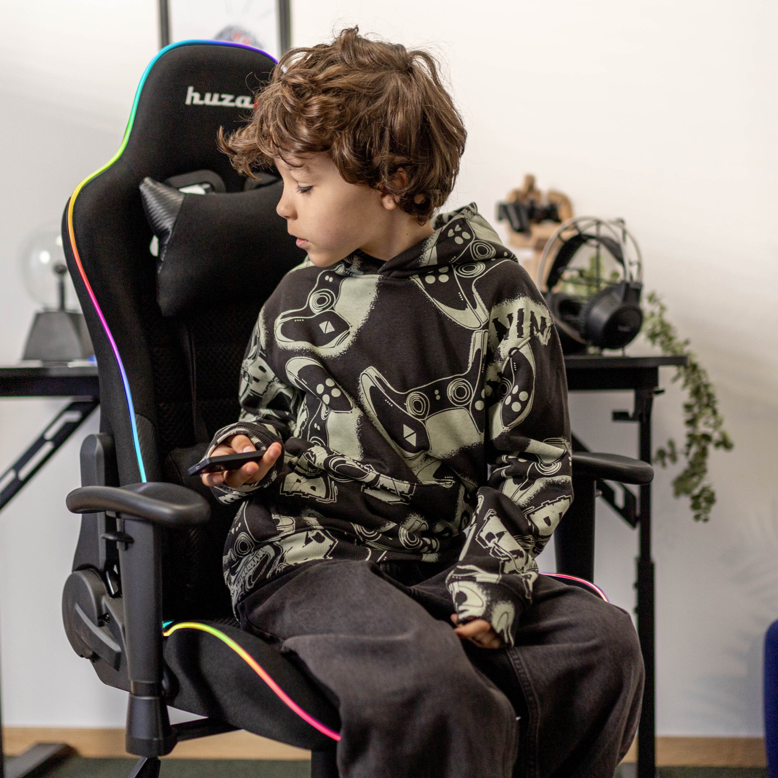 HUZARO RANGER 6.0 RGB Black Mesh gamingstoel voor kinderen